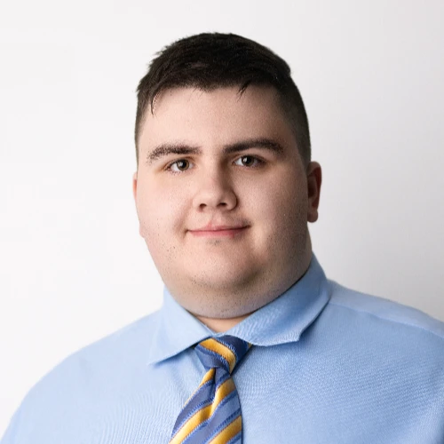 Nathan Simas Headshot