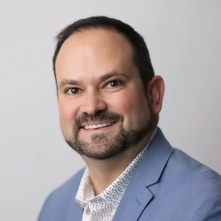 Kevin Oliveira Headshot